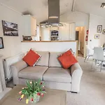 Shoreside Bowness-on-Windermere