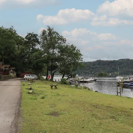 Shoreside Bowness-on-Windermere